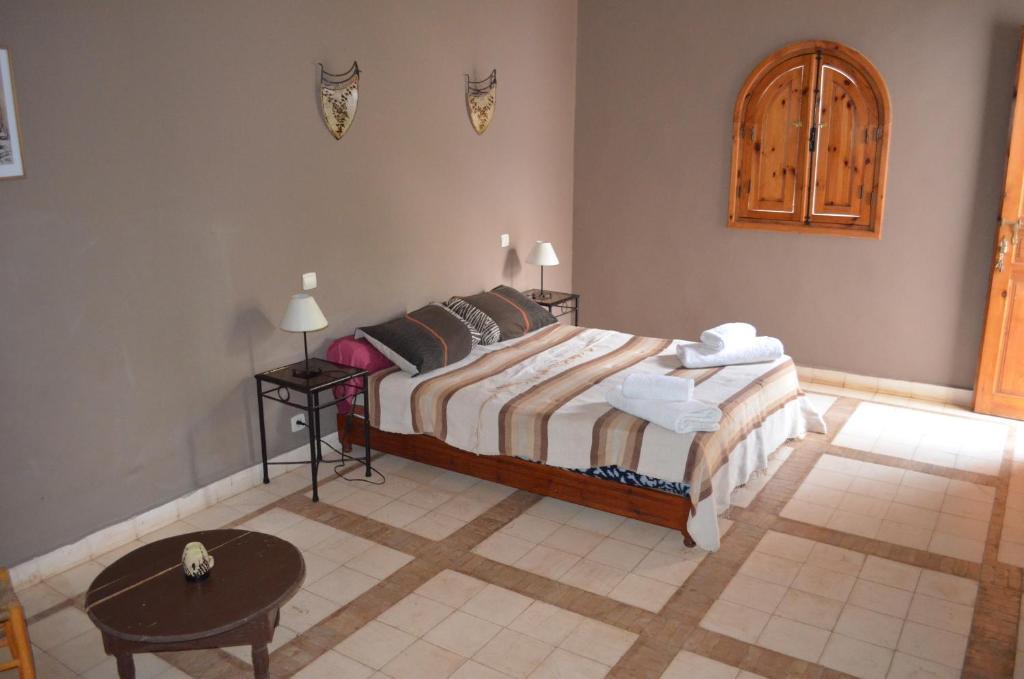 Casa Naima Otel Ida Ougourd Oda fotoğraf