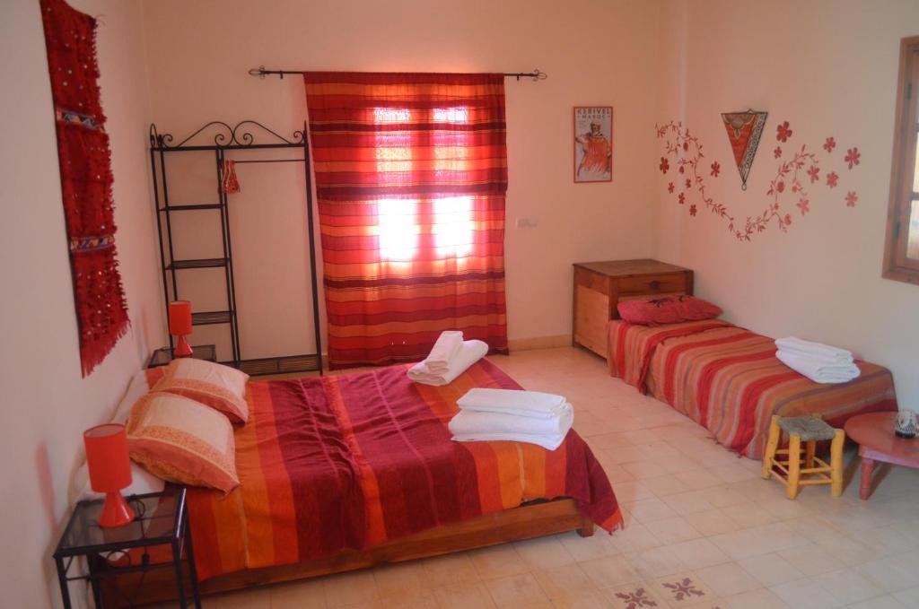 Casa Naima Otel Ida Ougourd Oda fotoğraf